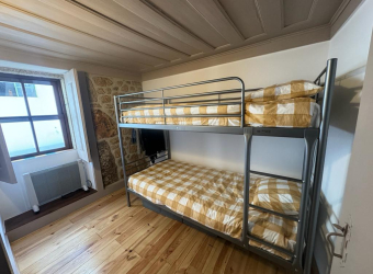 Full House | Local Accommodation